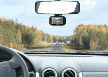 Вас оштрафують за такий відеореєстратор: інспектор назвав головні помилки водіїв