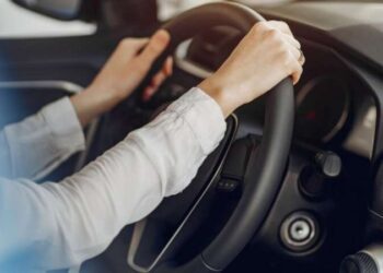 Які звички водіїв-початківців вбивають машину