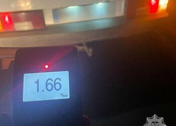 Сів за кермо напідпитку в комендантську годину: у Сумах зупинили водія-порушника