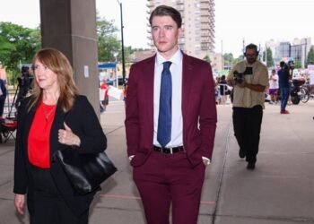 Скандал навколо ексворотаря НХЛ: гравець не підписуватиме нову угоду