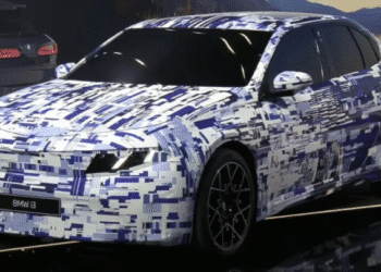 Не впізнати: новий електромобіль BMW i3 вперше показали на публіці (ФОТО)