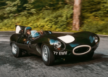 Найдорожчий Jaguar виставили на продаж за ціною двох нових Bugatti (ФОТО, ВІДЕО)