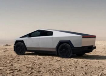 Tesla припинила випуск найдешевшої версії Cybertruck – ніхто не хоче купувати