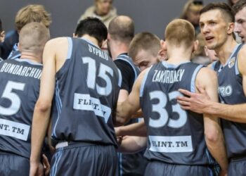 БК Дніпро зазнав поразки від Корони Брашов у першому матчі кваліфікації Кубка Європи ФІБА