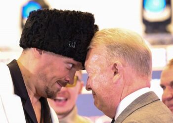 Френк Воррен сприймає травму Усика як причину для невиходу на ринг