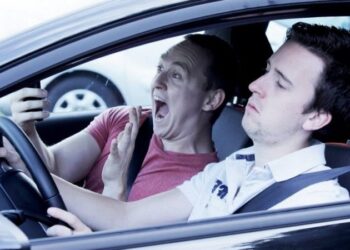 Що в поведінці пасажирів найбільше дратує водіїв: табу у поїздках