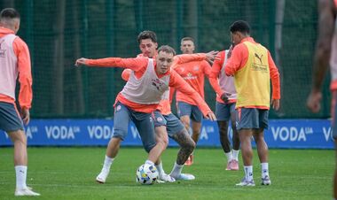 ФОТО. Новачки Шахтаря Ізакі Сілва та Лука Мейрелліш готуються до гри УПЛ