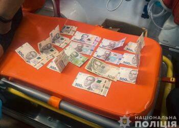 Інструктор автошколи на Сумщині вимагав хабар за успішну здачу іспиту