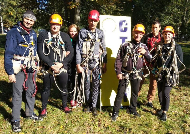 Команда освітян з Конотопа здобула «срібло» Чемпіонату області зі спортивного туризму