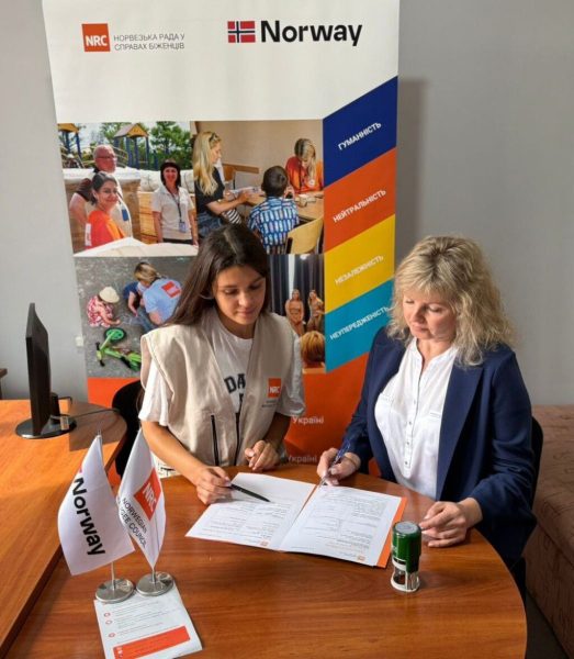 Конотопський терцентр  отримав телевізор від Норвезької ради у справах біженців