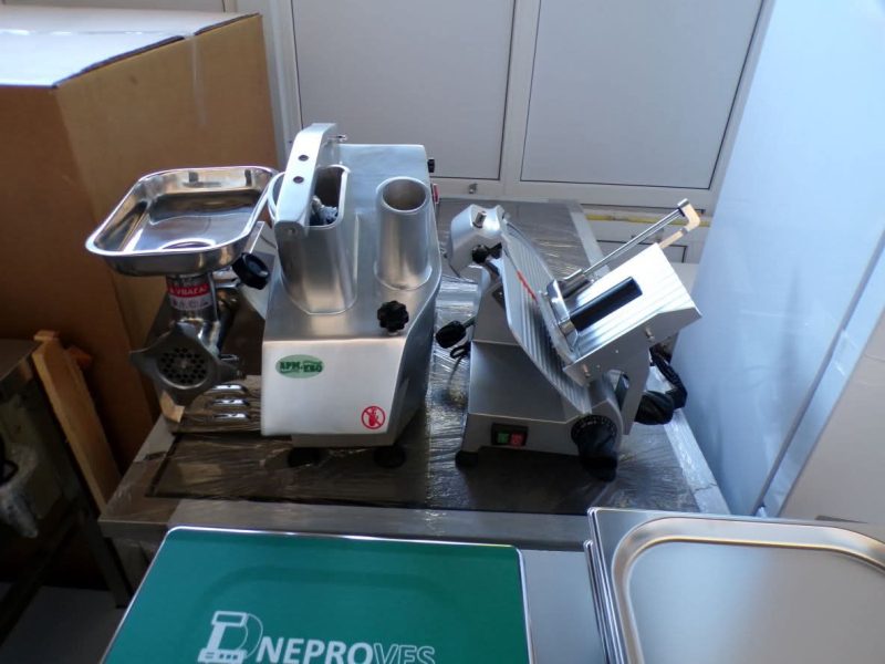 Липоводолинська громада отримала нове обладнання для їдальні, яка обслуговує школярів