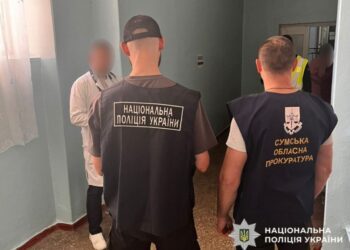 Медик-депутат Шосткинської райради вимагав у чоловіків гроші за успішне проходження ВЛК