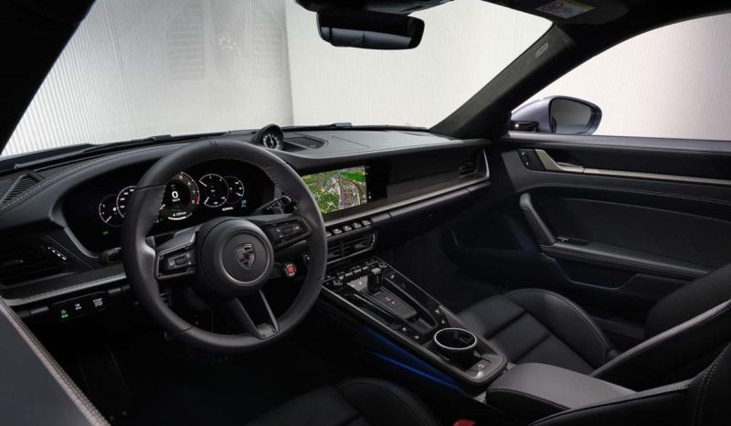 Понад 700 сил і 2,5 секунди до "сотні": представлено найшвидший Porsche 911 в історії