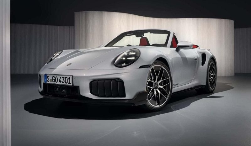 Понад 700 сил і 2,5 секунди до "сотні": представлено найшвидший Porsche 911 в історії