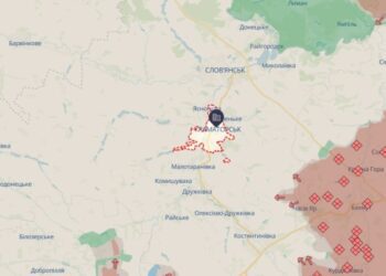 Росіяни почали залітати в Краматорськ FPV-дронами: атаковано автівку аварійної бригади