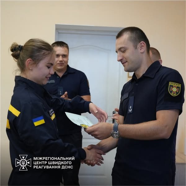 У Міжрегіональному центрі ДСНС відбувся випуск рятувальників-хіміків
