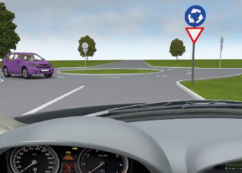 В Україні оновлено тестові питання з теорії ПДР: що змінилось