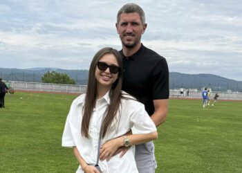 ВІДЕО. Чим зараз займається Сергій Кривцов? Дружина показала