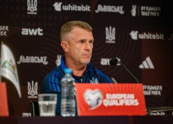 ВІДЕО. Готові до будь-якої моделі гри. Прес-конференція Реброва в Баку