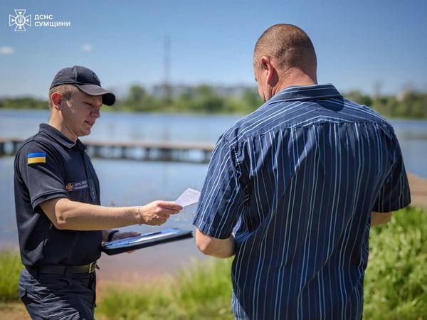 Відпочинок на водоймах, де велися бойові дії або були ворожі удари &ndash; небезпечний, попереджає ДСН.