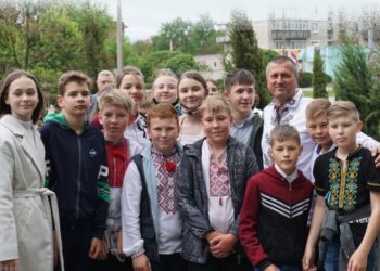 ЗВЕРНЕННЯ МІСЬКОГО ГОЛОВИ ОХТИРКИ ДО ДНЯ ЗНАНЬ