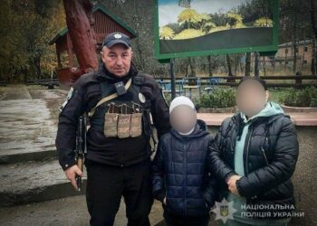 Пішли в ліс по гриби та заблукали: на Сумщині розшукали зниклу матір з дитиною