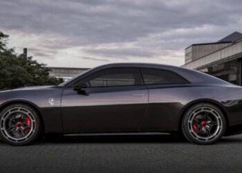 Електричного “монстра” не буде: Stellantis передумала випускати Dodge Charger Banshee і повертає класику