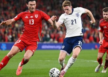 Збірна Англії розгромила у контрольному матчі Уельс