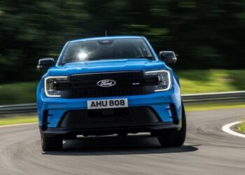 Задній привід і ціна $30,000: Ford анонсував незвичайний електропікап на 2027 рік