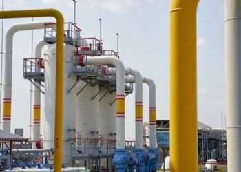 Опалювальний сезон залежить від імпорту газу, на який треба гроші – експертДумка