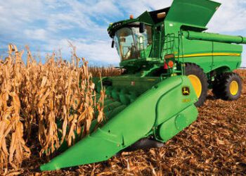 Аграрії Шосткинщини продовжують збір урожаю + Відео