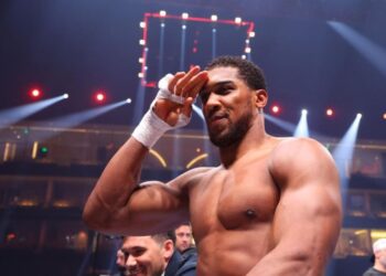 Арсланбек Махмудов стверджує, що Джошуа пообіцяв побитися з ним: “Для мене це цікавий поєдинок”