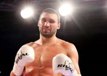 Неймовірна серія: український супертяж здобув 16 перемог на профі-рингу