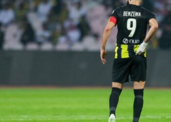 Фенербахче розгляне варіант із запрошенням Бензема