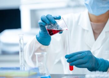 Іспанські науковці створили ін’єкцію проти хвороби Альцгеймера