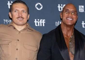 Швидкість Олександра вражає: Двейн Джонсон – про спаринг з Усиком