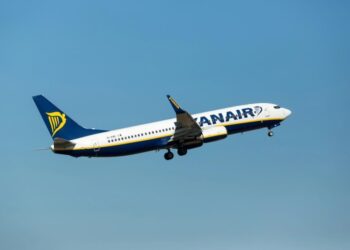 Директор Ryanair попередив про загрозу скасування сотень рейсів найближчими днями, – Sky News