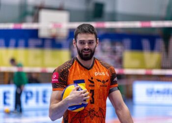 Два ексблокуючі Барком-Кажанів перейшли до чемпіонів Швеції