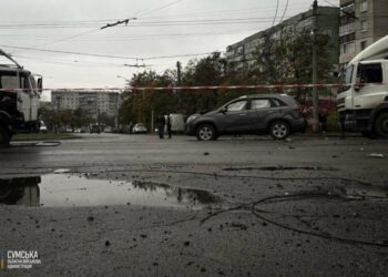 Троє поранених унаслідок російського удару по Сумах перебувають у лікарні, – голова ОВА