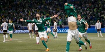 Палмейрас зробив неймовірний камбек у матчі проти ЛДУ Кіто та вийшов у фінал Кубка Лібертадорес (відео)