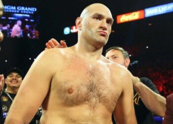 Френк Воррен розповів, чи варто чекати повернення Ф’юрі на ринг