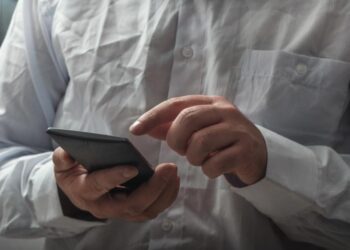 Як не вбити стосунки одним повідомленням: 3 способи вчасно зупинитися