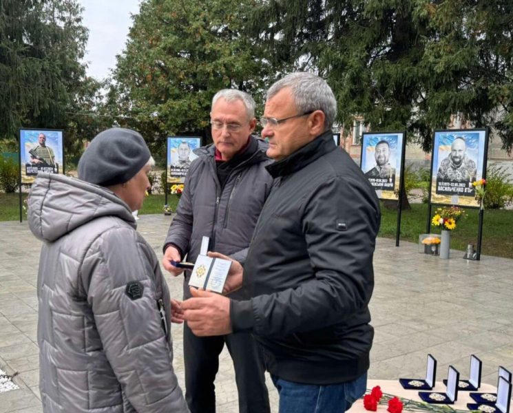 На Конотопщині відкрито меморіальні дошки полеглим землякам-захисникам