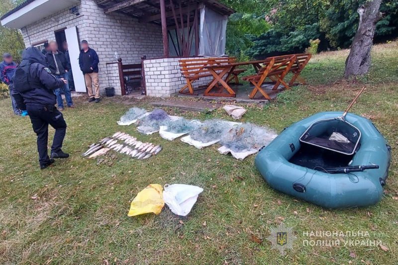 На Роменщині поліцейські викрили чоловіка у незаконному вилові риби