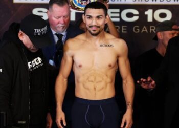 Теофімо Лопес передбачив результат бою зі Стівенсоном – він бачить тільки два результати