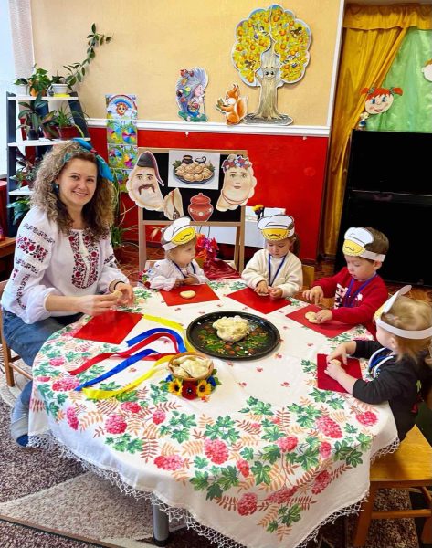 У Конотопі до Дня вареників відбулася благодійна акція