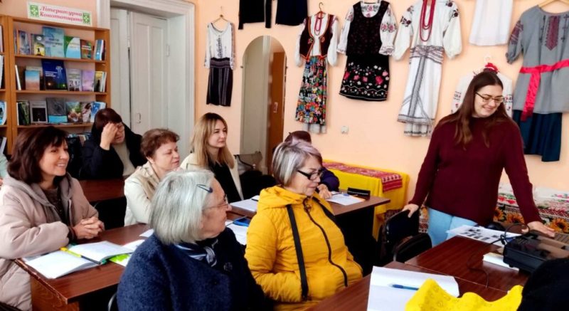 У Конотопі тривають безкоштовні заняття з англійської в бібліотеці
