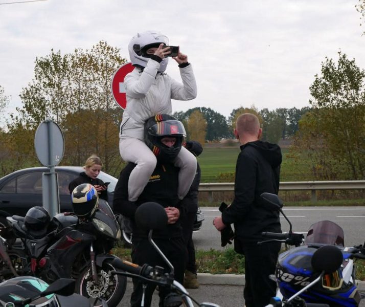 У Ромнах відбувся мотопробіг на честь Захисників України