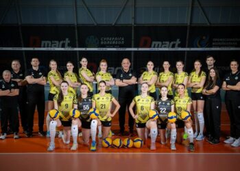 Волейбольна Суперліга.  Переможний старт чинних чемпіонів