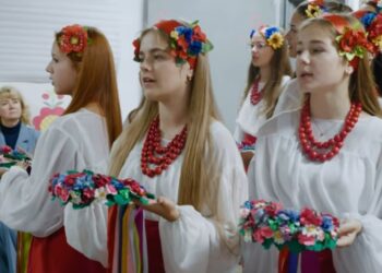 З нагоди Дня захисників і захисниць України свою творчість подарували дитячі колективи Шостки + Відео